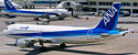 全日空　エアバスA320-200 -1- JA8385