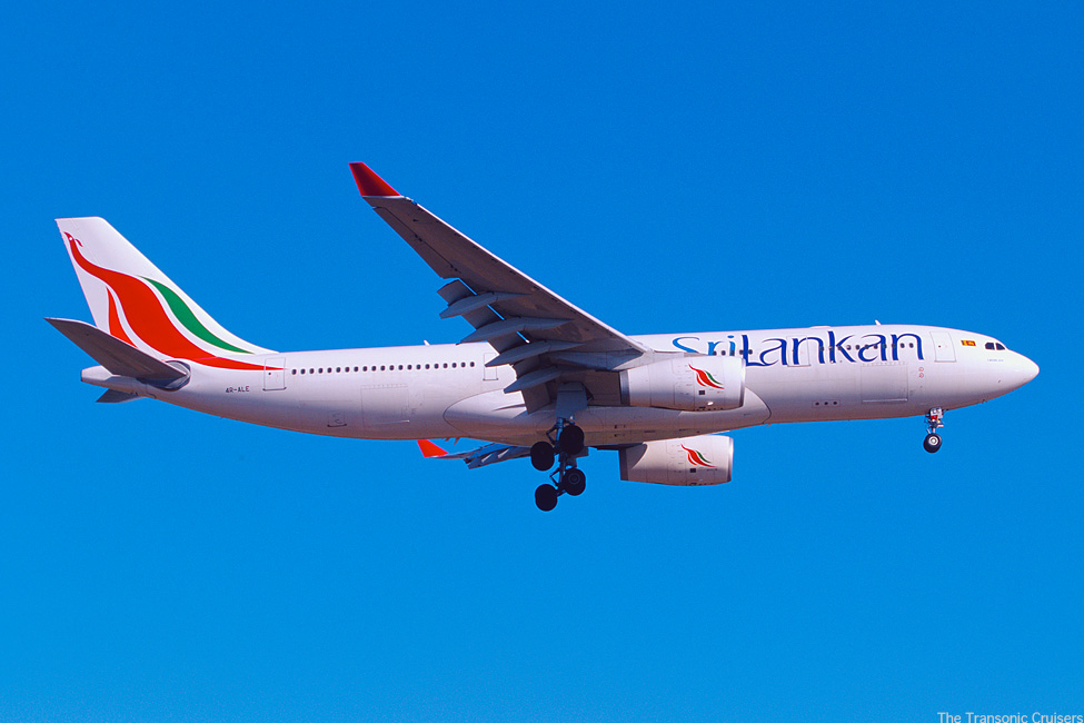 写真画像　スリランカ航空(SriLankan Airlines)ALK　エアバスA330-200(Airbus A330-200) 4R-ALE