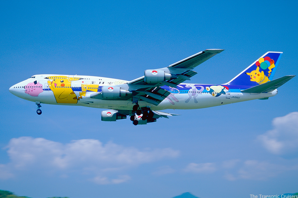写真画像　全日空(All Nippon Airways)NH ANA　ボーイング747-400(Boeing747-400)JA8965 ポケモンジェット (POKEMONJET)